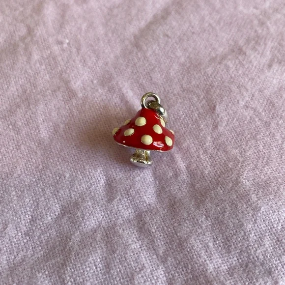 Links of London Sterling Silver Mushroom Charm for Bracelet or Necklace - Picture 3 of 4